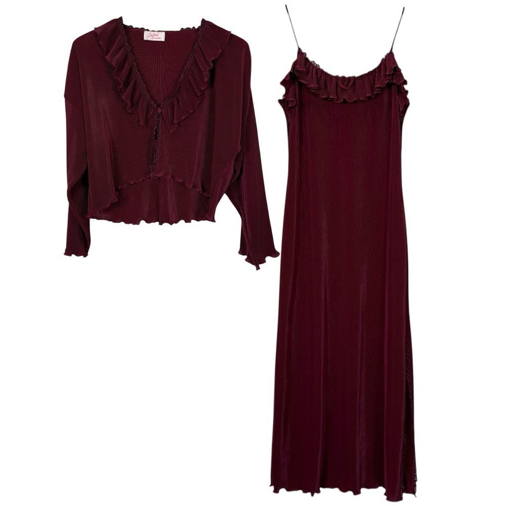 Intimé Of California Size S Vintage Pleated Slip & Bed Jacket Wine Red Rosette